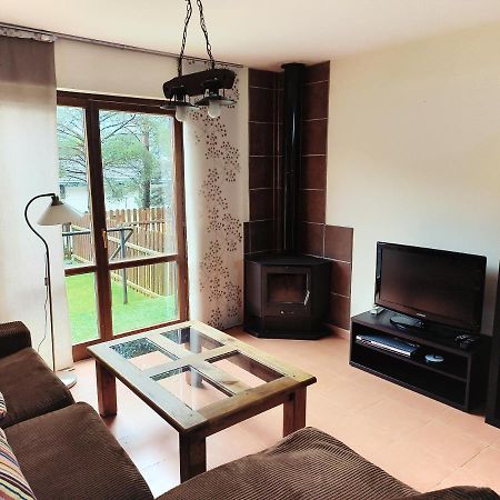 Dúplex con jardín en Pirineos, totalmente equipado Villanúa Exterior foto